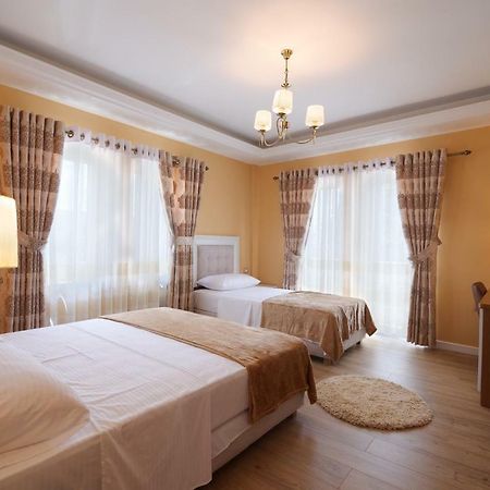 Eagles Philadelphia Bed & Breakfast Korce Exterior photo